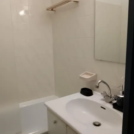 Agreable Climatise, Avec Parking, Piscine Et Vue Apartmán *